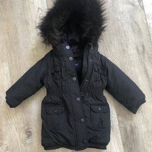 Baby gap black puffer jacket with faux fur hood